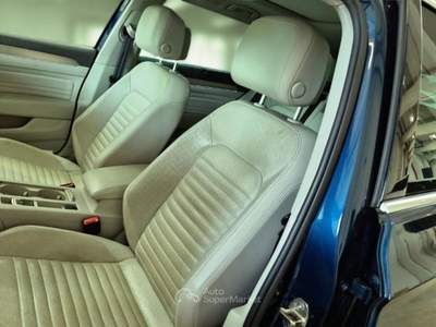 Volkswagen Passat VOLKSWAGEN PASSAT VARIANT 2.0 TDI SCR EVO 110KW EXECUTIVE DSG STATION WAGON usata Casei Gerola