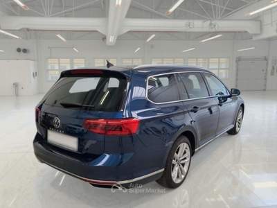 Volkswagen Passat VOLKSWAGEN PASSAT VARIANT 2.0 TDI SCR EVO 110KW EXECUTIVE DSG STATION WAGON usata Casei Gerola