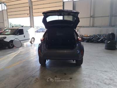 Toyota Yaris Cross TOYOTA YARIS CROSS 1.5H 92 CV E-CVT LOUNGE SUV usata Roma
