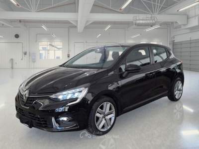 Renault Clio RENAULT CLIO 1.5 DCI BLUE 74KW BUSINESS 5 PORTE BERLINA usata Verona