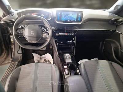 Peugeot 2008 PEUGEOT 2008 BLUEHDI 130 EAT8 ALLURE PACK S/S AUT. CROSSOVER usata Verona