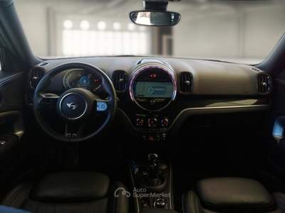 MINI Cooper Countryman MINI COOPER COUNTRYMAN YOURS DCT 5 PORTE BERLINA usata Roma