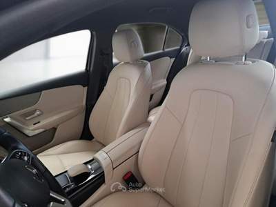 Mercedes-Benz Classe A MERCEDES-BENZ CLASSE A A 220 D AUTOMATIC SPORT 4 PORTE BERLINA usata Casei Gerola