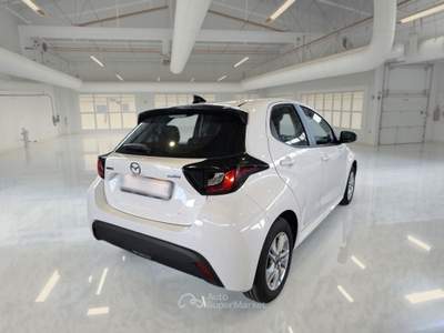 Mazda 2 MAZDA 2 FULL HYBRID ELECTRIC 1.5 VVT CENTRE-LINE 5 PORTE BERLINA usata Roma