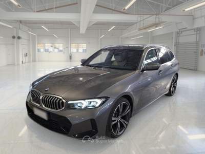 BMW Serie 3 320d BMW SERIE 3 320D XDRIVE 48V MSPORT TOURING AUT. STATION WAGON usata Roma