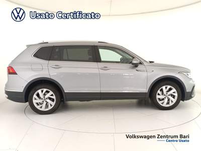 Volkswagen Tiguan allspace 2.0 tdi elegance 150cv dsg Argento usata Bari