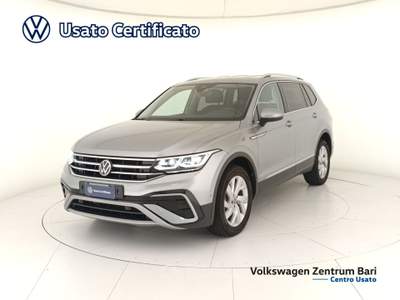 Volkswagen Tiguan allspace 2.0 tdi elegance 150cv dsg Argento usata Bari