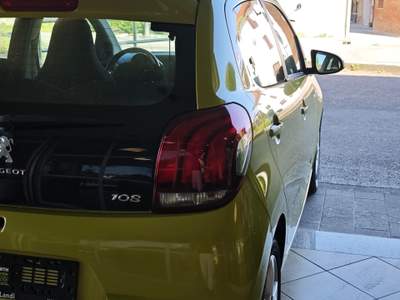 Peugeot 108 🚗 Peugeot 108 1.0 VTi Benzina – Cambio Automatico Verde usata Torrita di Siena