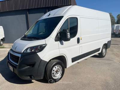 Peugeot Boxer BOXER FURGONE PREMIUM 330 L2 H2 BLUEHDI 140 CV - FURGONE Bianco usata Latina