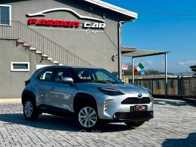 Toyota Yaris Cross 1.5h Business fwd 116cv e-cvt Grigio usata Ceprano