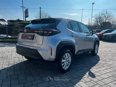 Toyota Yaris Cross 1.5h Business fwd 116cv e-cvt Grigio usata Ceprano