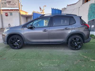 Peugeot 2008 PEUGEOT 2008 1.6 BlueHDI GT-LINE Grigio usata Bari