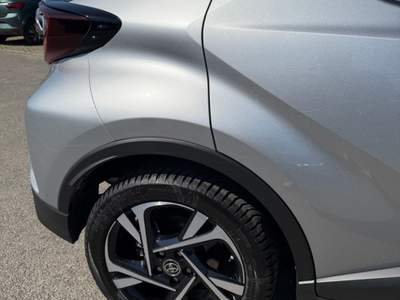 Toyota C-HR ottime condizioni, ancora in granzia toyota! Argento usata Bologna