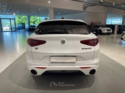 Alfa Romeo Stelvio 2.2 Turbo Veloce Q4 AT8 Bianco usata Montagna in Valtellina