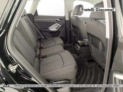 Audi Q3 35 1.5 tfsi mhev business s-tronic Nero usata Assago
