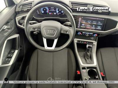 Audi Q3 35 1.5 tfsi mhev business s-tronic Nero usata Assago