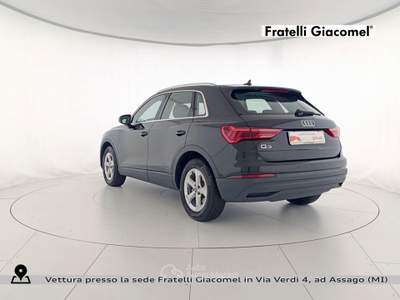 Audi Q3 35 1.5 tfsi mhev business s-tronic Nero usata Assago