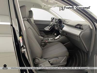 Audi Q3 35 1.5 tfsi mhev business s-tronic Nero usata Assago