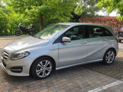 Mercedes-Benz Classe B MERCEDES CLASS B 180D AUTOMATIC BUSINESS Grigio usata Legnaro