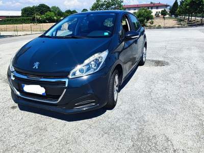 Peugeot 208 Auto per neopatenti usata Costabissara