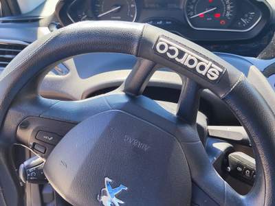 Peugeot 208 Auto per neopatenti usata Costabissara