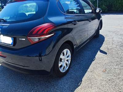 Peugeot 208 Auto per neopatenti usata Costabissara