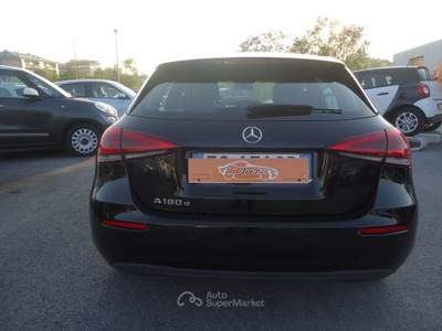 Mercedes-Benz Classe A BUSINESS EXTRA AUTO 116cv E6.2 Nero usata Isernia