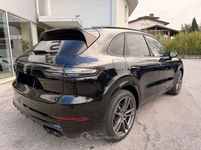 Porsche Cayenne 3.0 V6 Nero usata CALCINATO