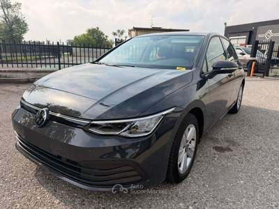 Volkswagen Golf 2.0 TDI SCR Style Nero usata CALCINATO