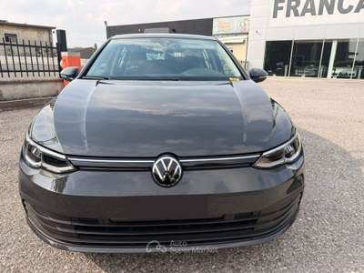 Volkswagen Golf 2.0 TDI SCR Style Nero usata CALCINATO