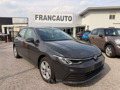 Volkswagen Golf 2.0 TDI SCR Style Nero usata CALCINATO