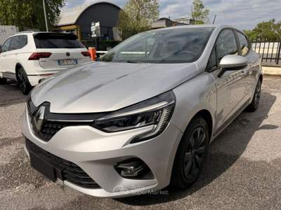 Renault Clio SCe 65 CV 5 porte Life Argento usata CALCINATO