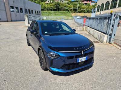 Lancia Ypsilon Hybrid e-DCT Edizione Cassina Blu/Azzurro usata Medesano