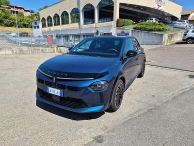 Lancia Ypsilon Hybrid e-DCT Edizione Cassina Blu/Azzurro usata Medesano