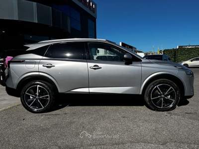 Nissan Qashqai MHEV 140 CV Tekna Argento usata Lucca