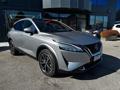 Nissan Qashqai MHEV 140 CV Tekna Argento usata Lucca