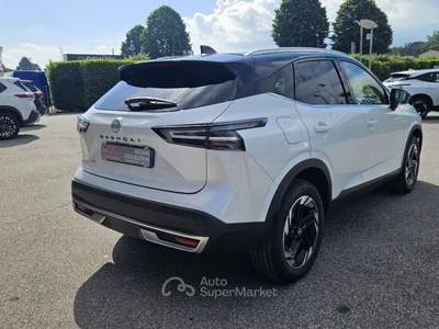 Nissan Qashqai MHEV 140 CV N-Connecta Bianco usata Lucca
