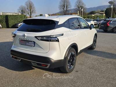 Nissan Qashqai MHEV 158 CV Xtronic N-Connecta Bianco usata Lucca