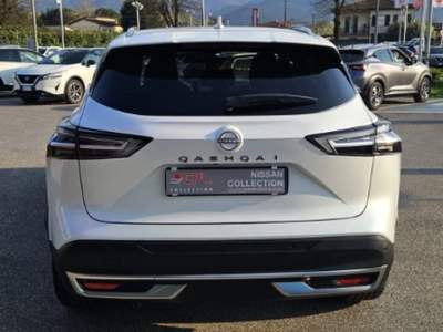 Nissan Qashqai MHEV 158 CV Xtronic N-Connecta Bianco usata Lucca