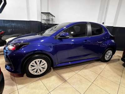 Toyota Yaris 1.5 Hybrid 5 porte My26 Blu/Azzurro usata MESAGNE
