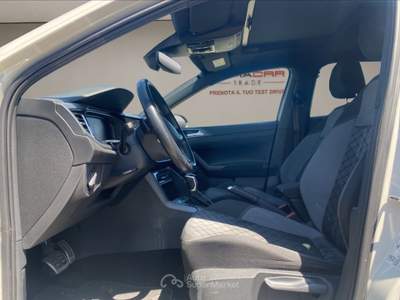 Volkswagen Taigo Volkswagen  – tetto nero, r-line Beige usata Roma