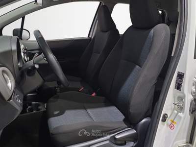 Toyota Yaris  5p 1.4 d-4d style Bianco usata Firenze