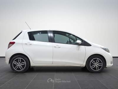 Toyota Yaris  5p 1.4 d-4d style Bianco usata Firenze