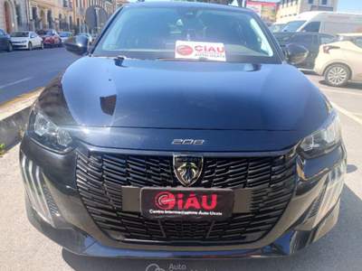 Peugeot 208 Hybrid 110 e-DCS6 Allure Nero usata Firenze