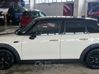 MINI 1.5 Cooper D Hype 5 Mini 1.5 Cooper D Business 5p Beige usata Orvieto