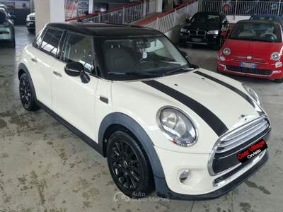 MINI 1.5 Cooper D Hype 5 Mini 1.5 Cooper D Business 5p Beige usata Orvieto