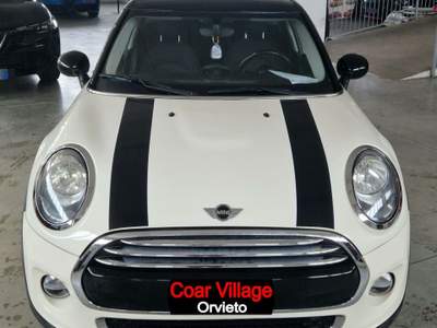 MINI 1.5 Cooper D Hype 5 Mini 1.5 Cooper D Business 5p Beige usata Orvieto