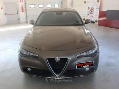 Alfa Romeo Giulia Giulia 2.2 t Business 150cv auto Oro usata Orvieto