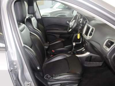 Jeep Compass Compass 1.6 mjt Longitude 2wd 120cv my19 Argento usata Orvieto