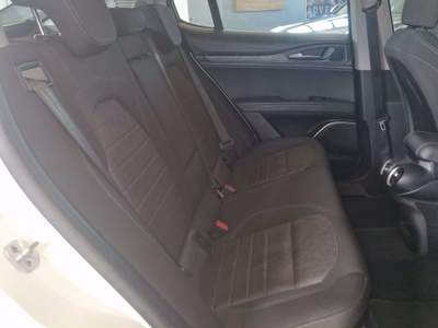 Alfa Romeo Stelvio Stelvio 2.2 t Business rwd 160cv auto Bianco usata Orvieto